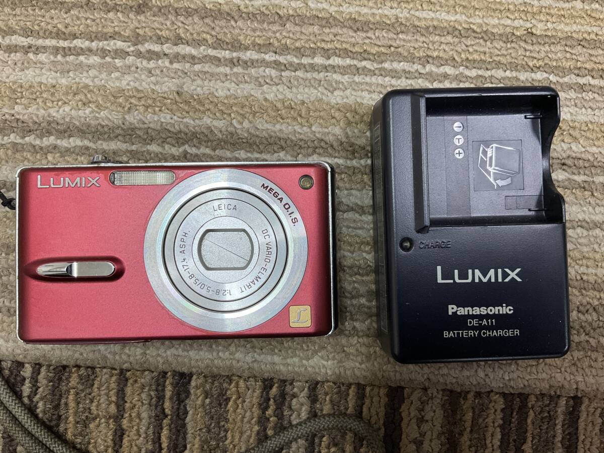 LUMIX DMC-FX9-R （コンフォートレッド）デジカメ　デジタルカメラ