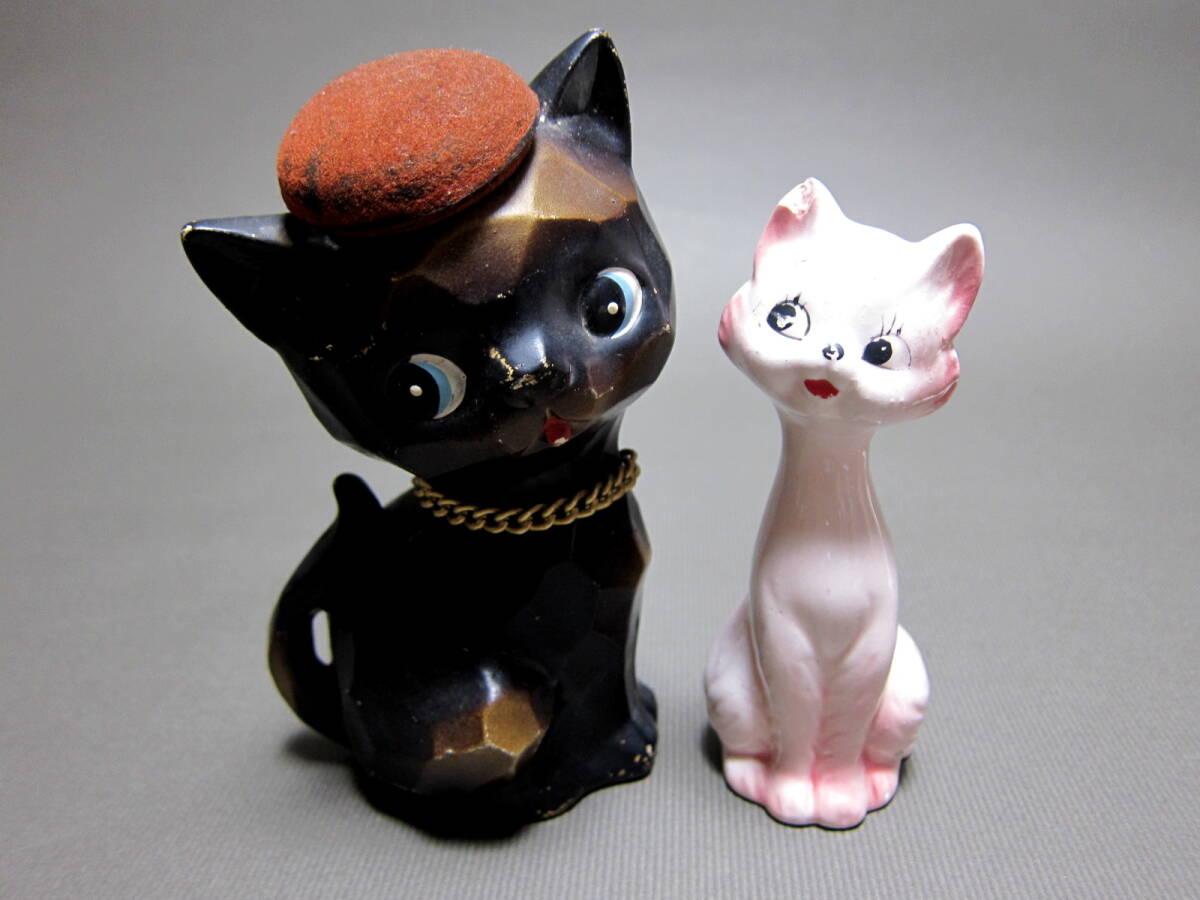 猫　置物　昭和レトロ　インテリア　２点　瀬戸物　ねこ　人形　貯金箱