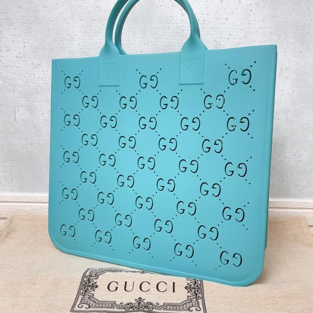 GUCCI グッチ チルドレンズ 679365 GG パンチング ラバー トートバッグ ライトブルー 水色 GGパターン children's rubber Tote Bag