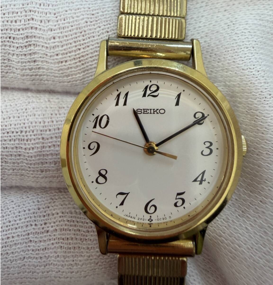 1219★1987年製 セイコーSEIKO 2P21-0A30 不動 ゴールド 白文字盤 アラビア数字 BAMBI社ベルト2種付 レディースヴィンテージ腕時計現状品