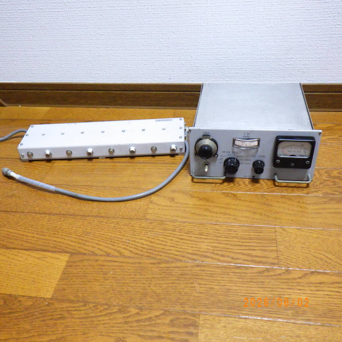 FM 90MHz 05-37 周波数計？/RFバンドパスフィルター？ 890-915MHz 詳細不明 動作未確認品