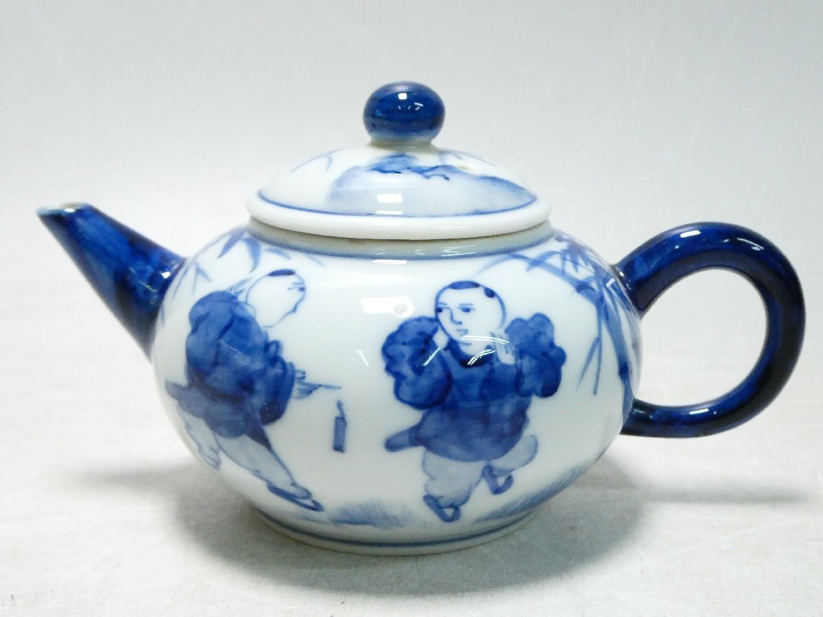 061609 乾隆年製 染付 人物 笹 急須 煎茶道具 茶器