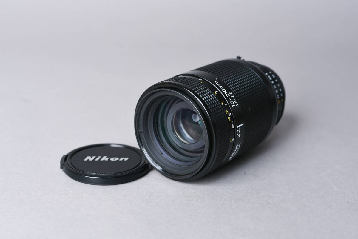 【SBCB/G】6215 Nikon AF NIKKOR 70-210mm 1:4-5.6 レンズ　前・後キャップ付　現状品