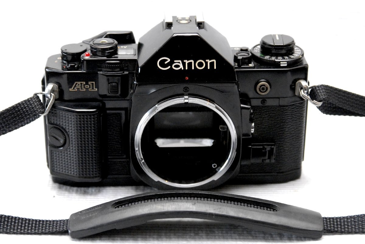 Canon キャノン 人気の高級一眼レフカメラ A-1ボディ 希少な作動品（鳴きなし）（腐食無し）
