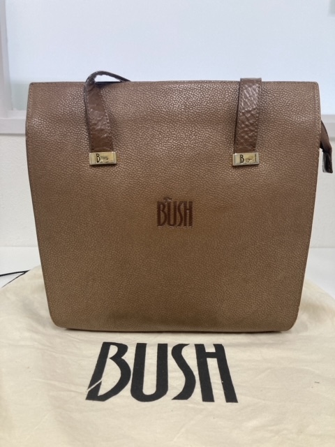 BUSH　ブッシュ　カンガルー　レザー　ショルダーバッグ　ブラウン系　本革　