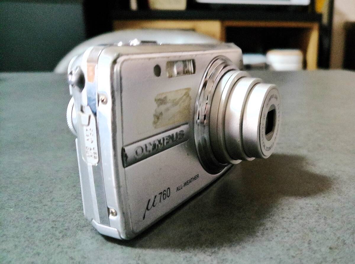 オリンパスデジタルカメラ　μ760シルバー　ジャンク品