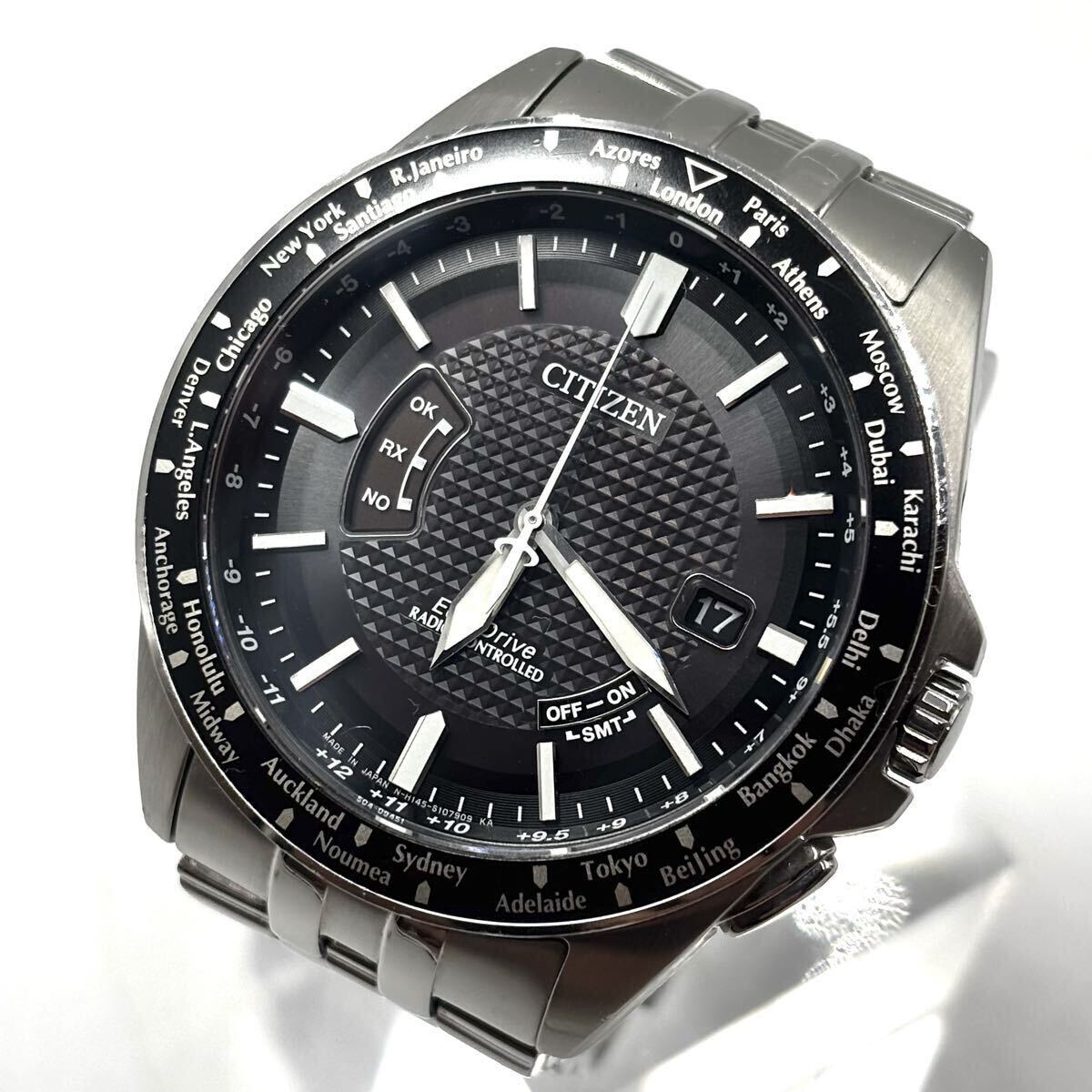 【稼働/美品】CITIZEN シチズン 腕時計 ソーラー エコドライブ シルバー 文字盤:ブラック ラウンド デイデイト メンズ 型番:H145-S073553