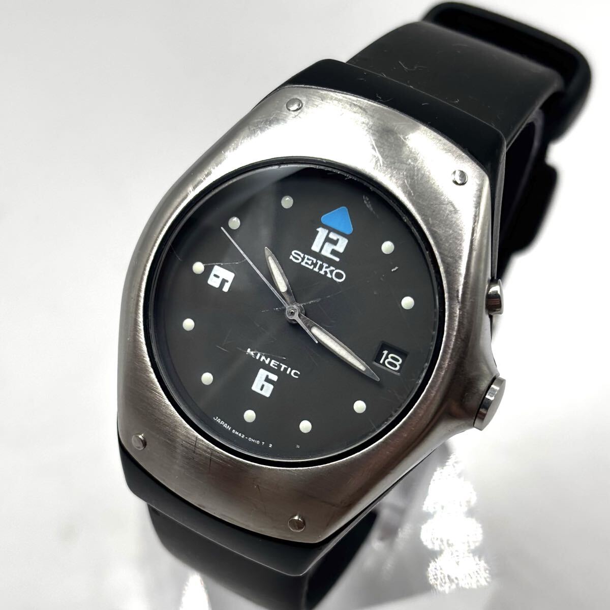 【稼働】SEIKO セイコー KINETIC キネティック 腕時計 AT オートクォーツ シルバー 文字盤:ブラック メンズ 型番:5M42-0E40