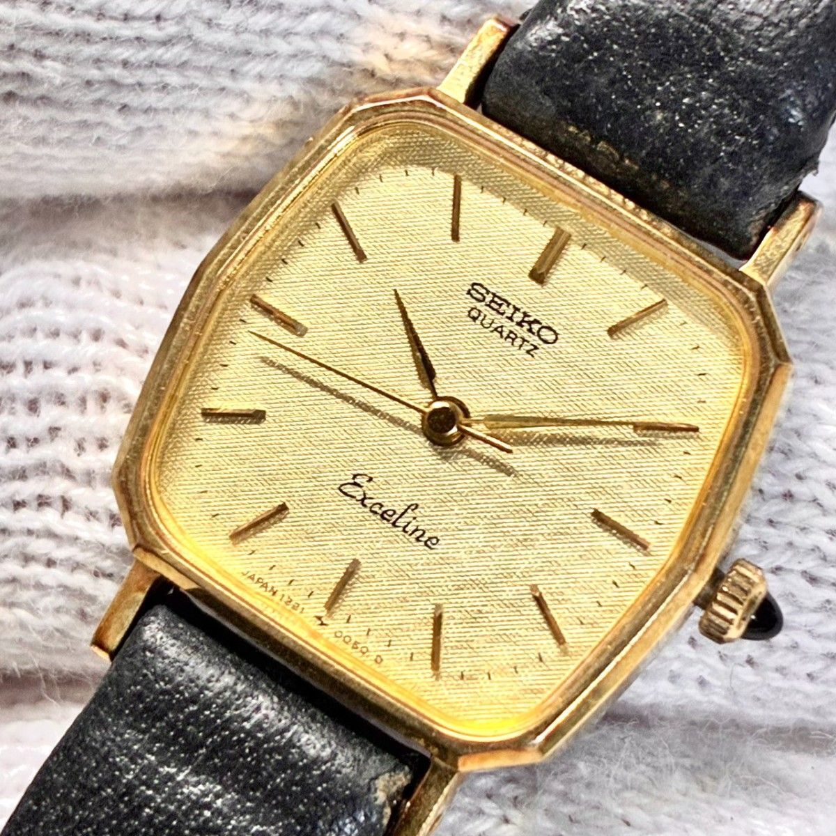 【稼働電池交換済】 セイコー SEIKO エクセリーヌ 腕時計 クォーツ シャンパンゴールド文字盤 デカゴン