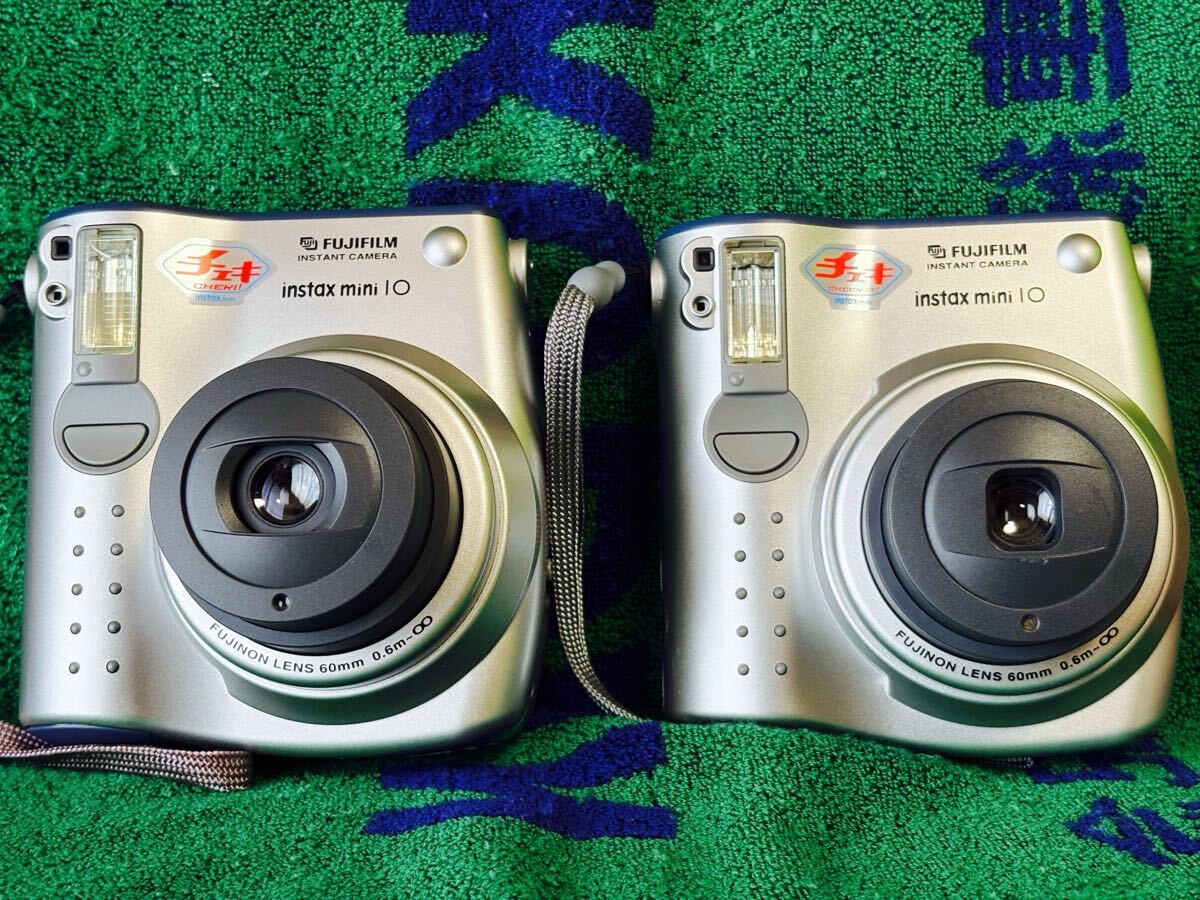FUJIFILM instax mini10 シルバー　2台　稼動品