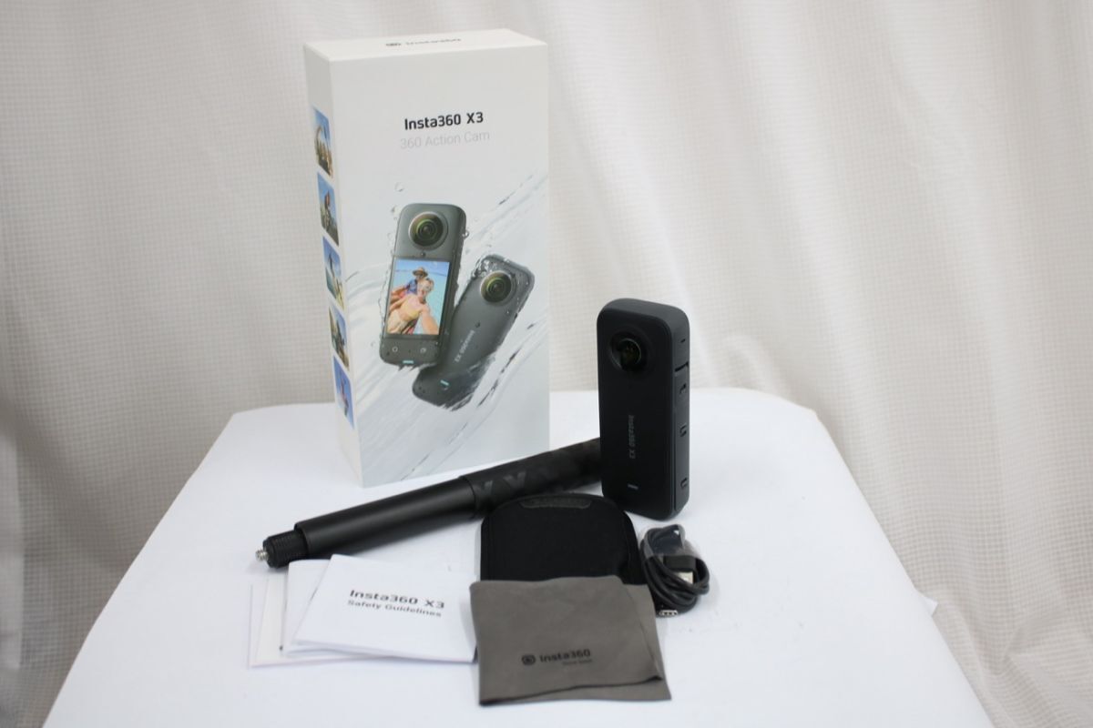【返品保証】 インスタ Insta360 X3 アクションカメラ e13368