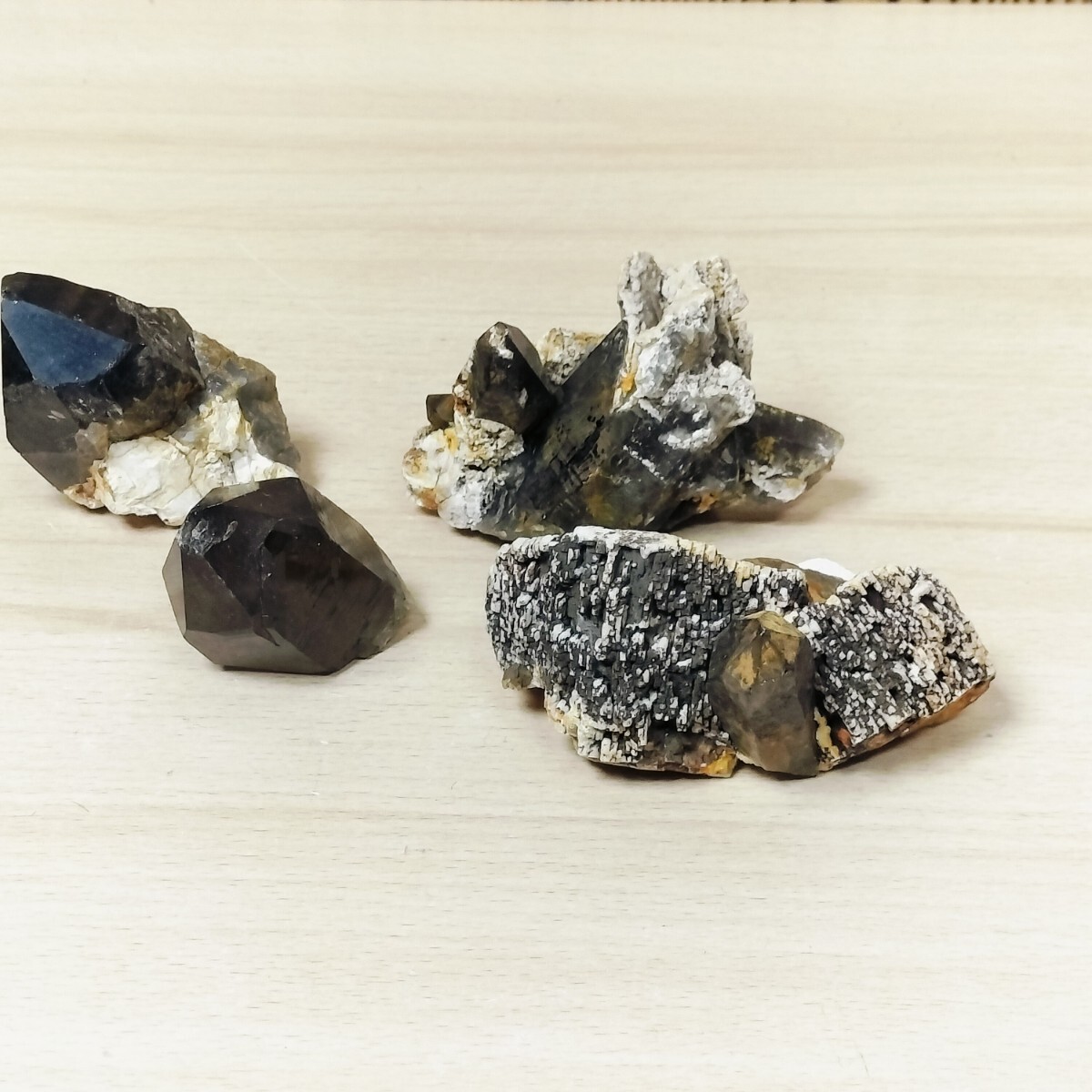 ★天然石　 原石　黒水晶？　モリオン？　まとめて4点★