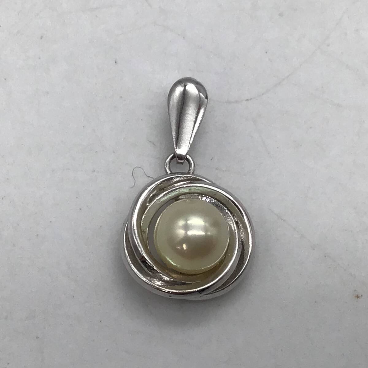 ＃6663 SILVER刻印 SV刻印 パール 真珠 トップ 重量約1.3g アクセサリー 真珠サイズ約6.4mm レディース サークル型 丸型 ペンダント