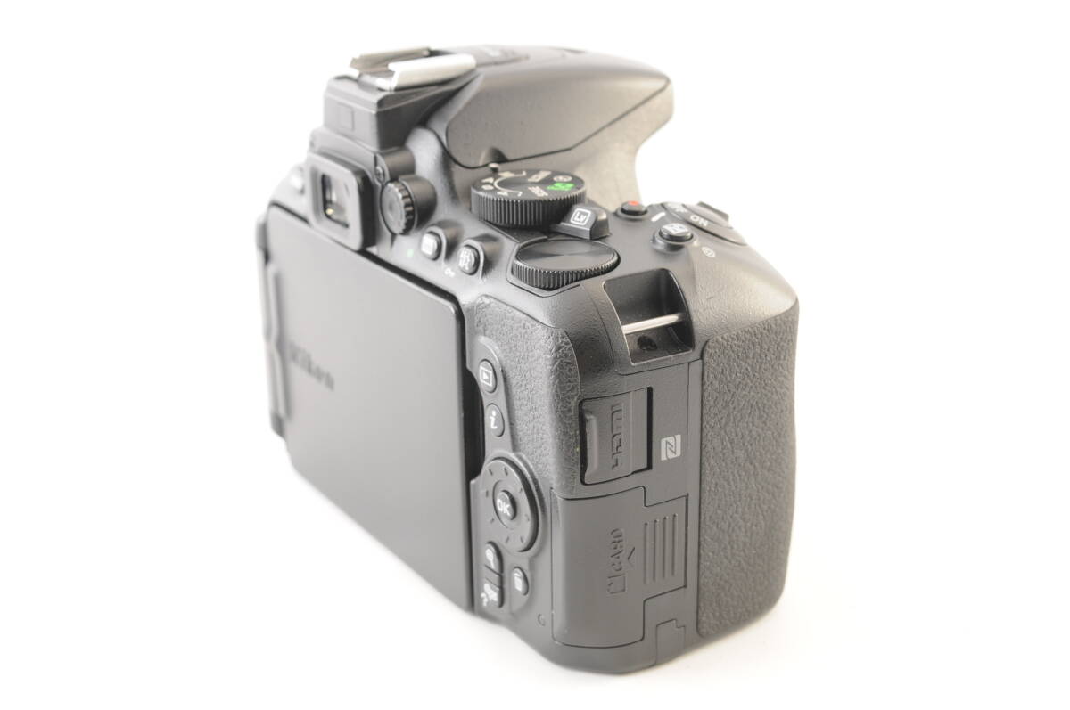 美品 NIKON D5600 ニコン カメラボディ #039