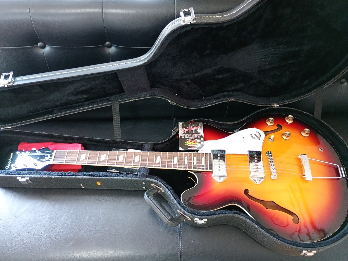 【0622A】【100円スタート】Epiphone エピフォン CASINO VS 　ROOD0394　エレキギター ハードケース付き ギター　エレキ　楽器