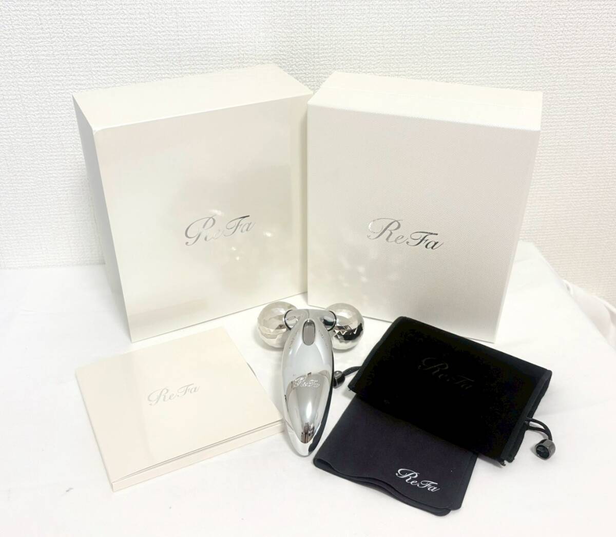 D5259*0.4　Refa　リファ　CARAT　カラット　PEC-L1706　美顔ローラー　フェイス　ボディ　箱/ギャランティーカード/ポーチ/他