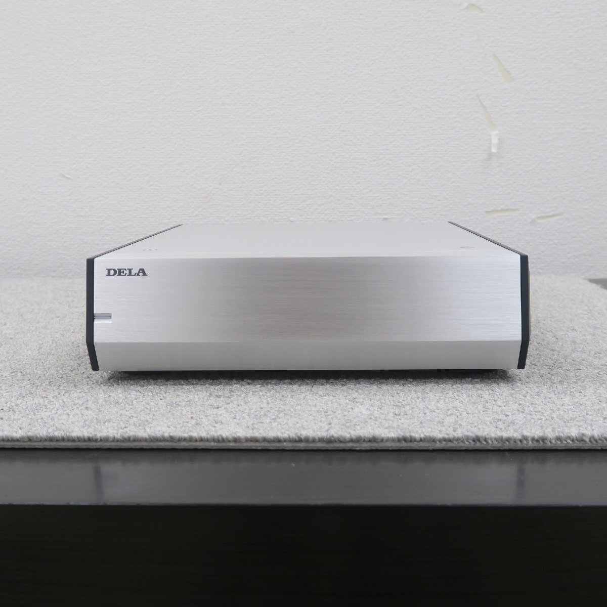 【Bランク】DELA S100 ネットワークスイッチ デラ @60559