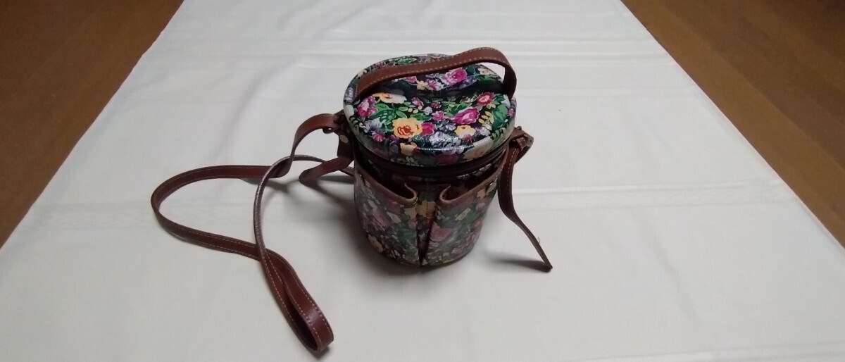 （中古品）KENZO　ケンゾー　ショルダーバック