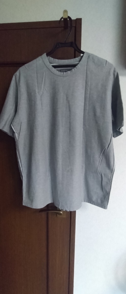 （未使用品）hanakazari　ハナカザリ　半袖シャツ