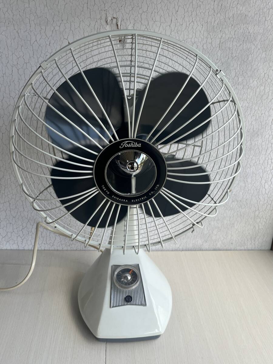 【M255】東芝 羽根4枚 ELECTRIC 通電OK 動作品 昭和レトロ 扇風機 中古 ジャンク品扱い