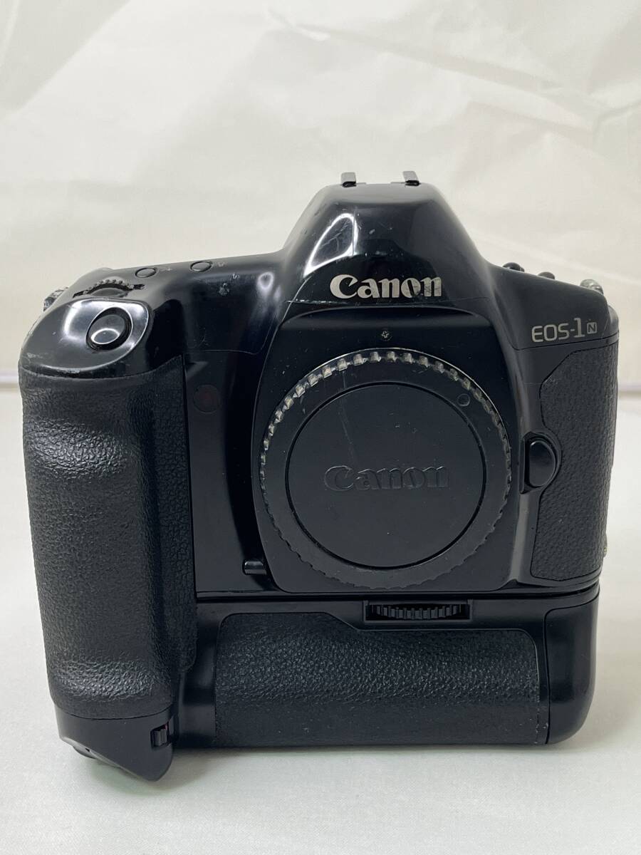 【M261】CANON EOS-1 N モータードライブ付き 動作品 中古カメラ ジャンク品扱い