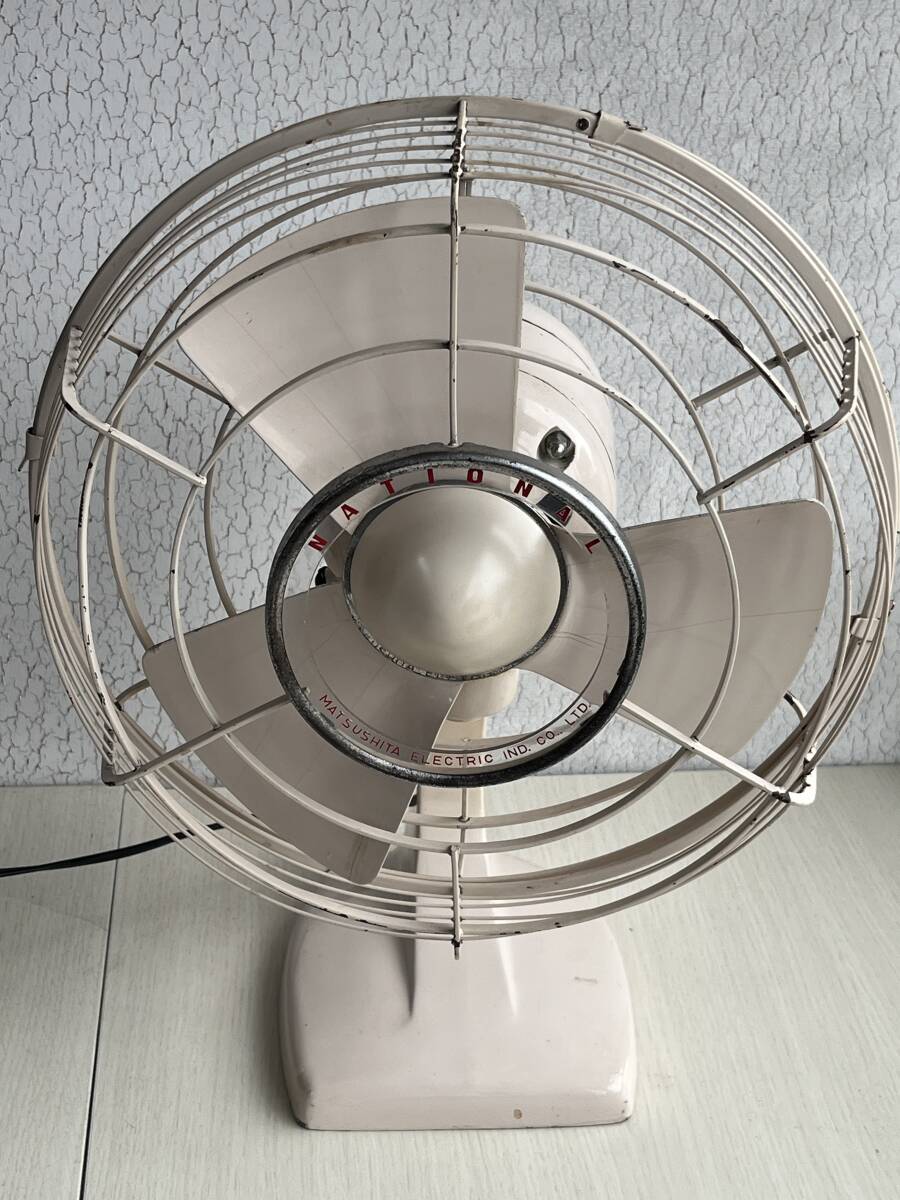 【M273】ナショナル 羽根3枚 ELECTRIC 通電OK 動作品 訳アリ 昭和レトロ ミニ扇風機 中古 ジャンク品扱い