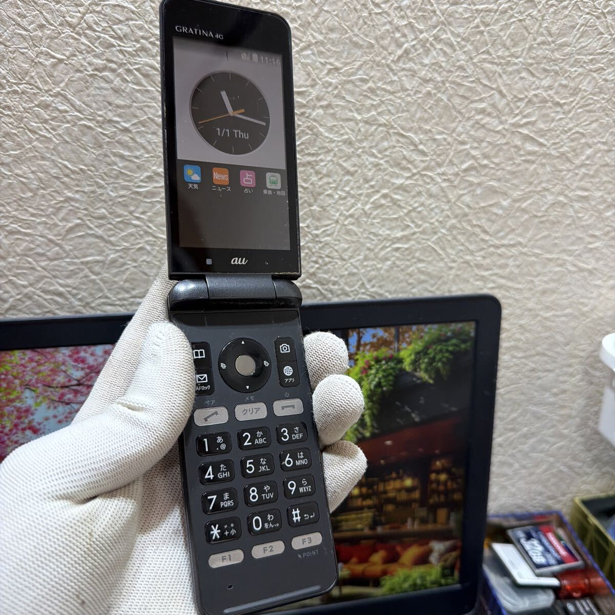 au GRATINA 4G KYOCERA KYF31 BLACK 動作品