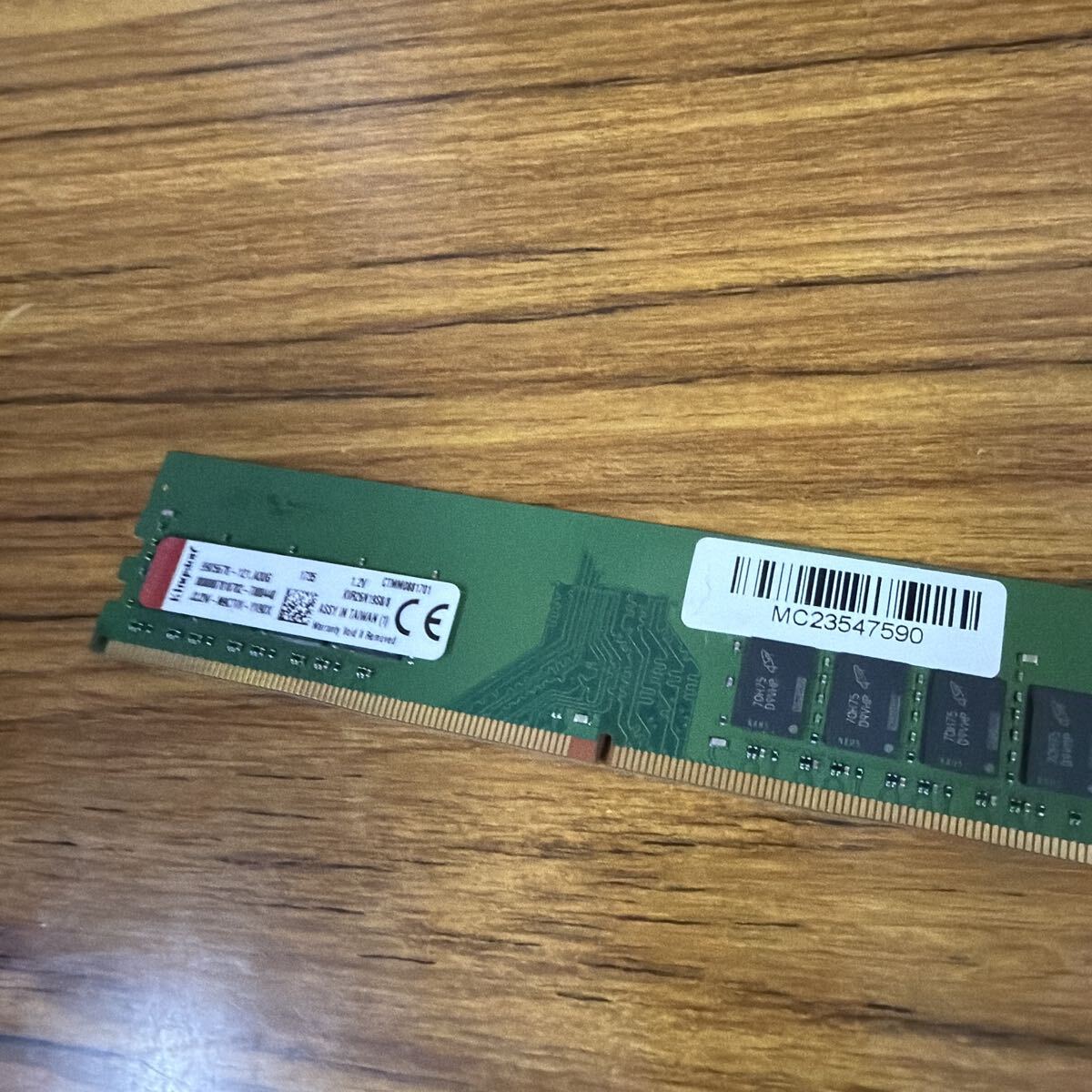 Kingston DDR4 デスクトップ用メモリ PC4 8gb 動作品