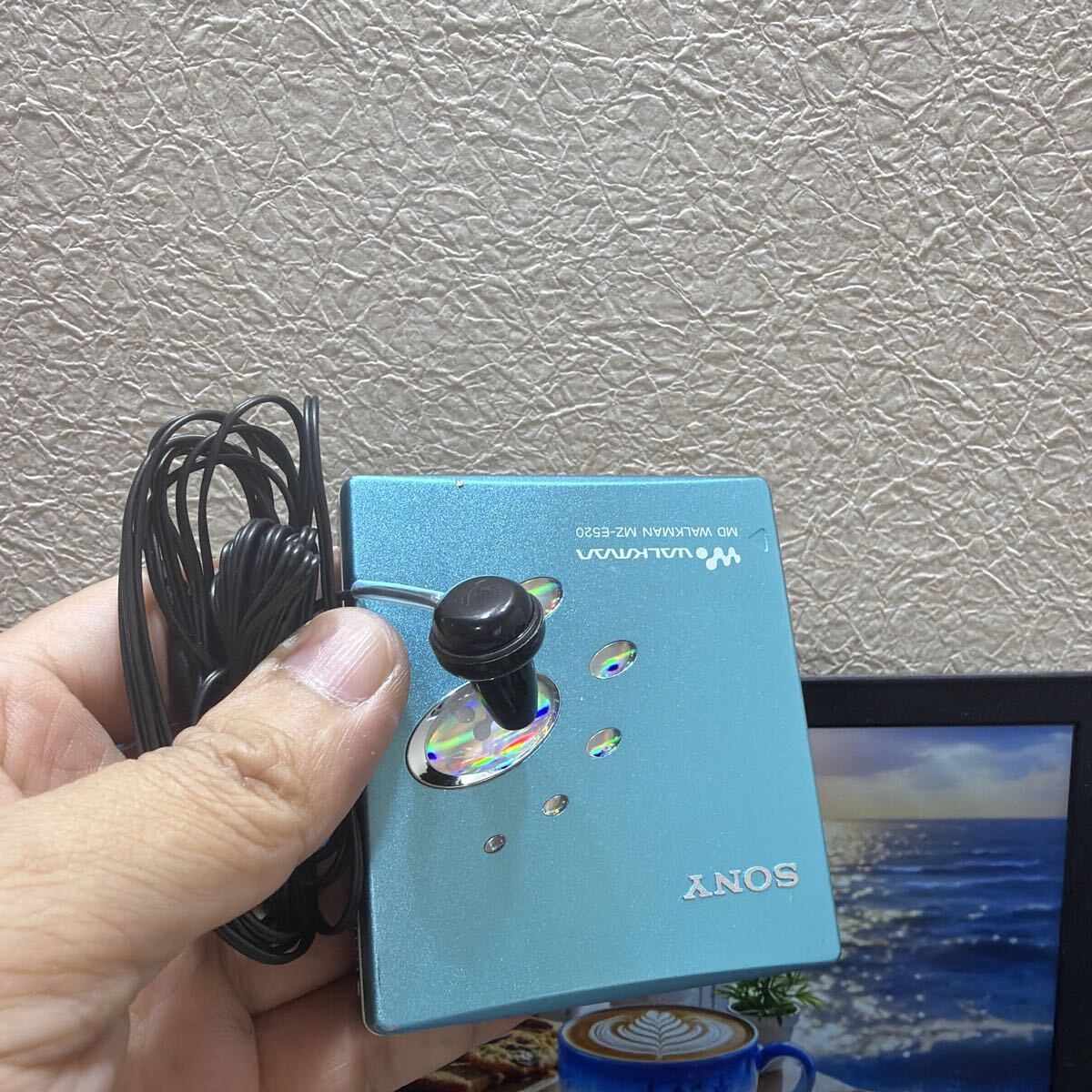 ソニー SONY MDウォークマン WALKMAN MZ-E520 美品　動作品
