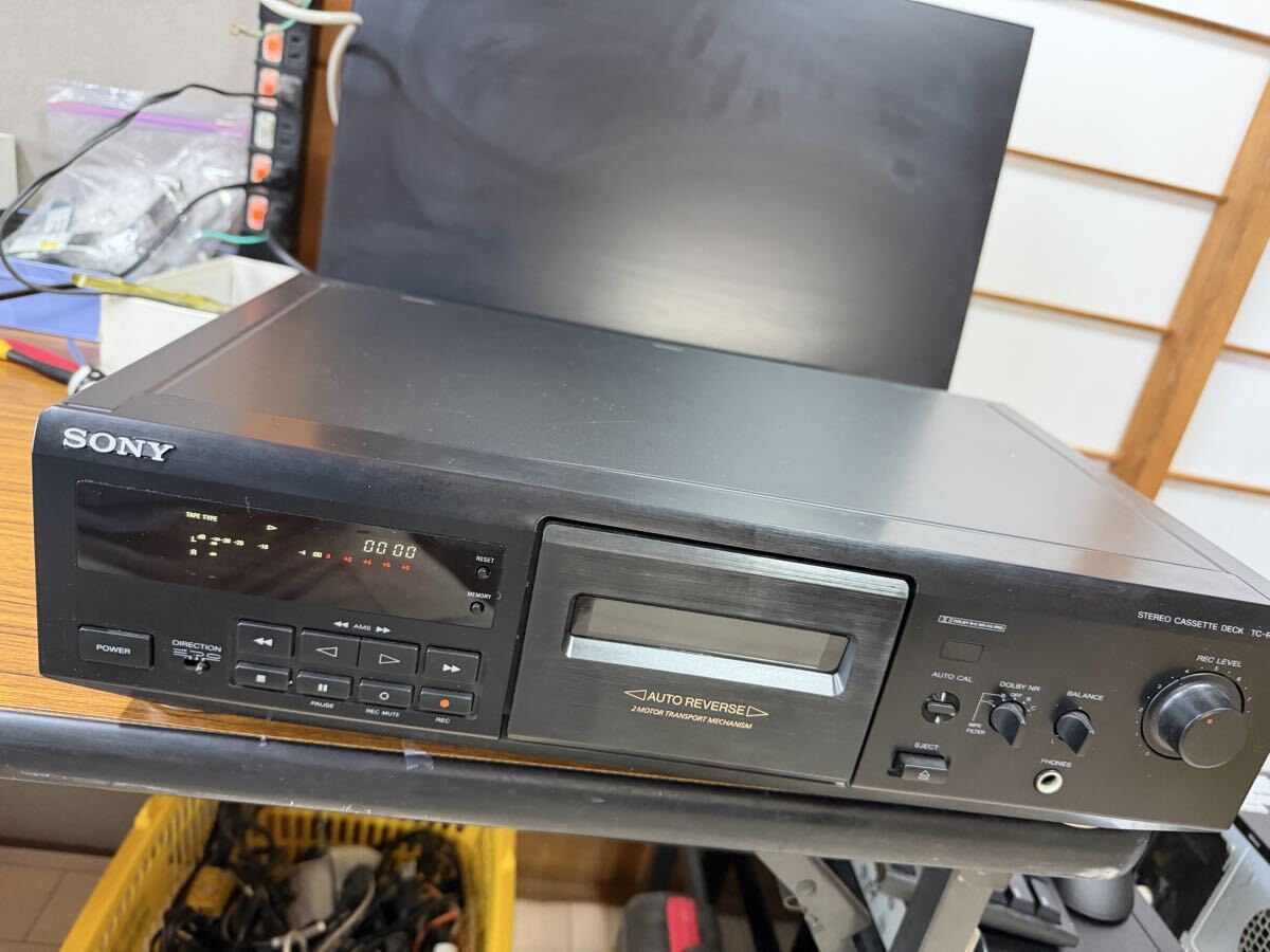 SONY STEREO CASSETTE DECK TC-RX300 ソニー カセットデッキ　通電済み　未確認　100サイズ
