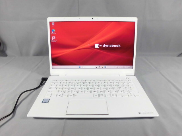 P1G6JPBW　(Corei5 8250U、4GB、256GB、13.3インチ フルHD)