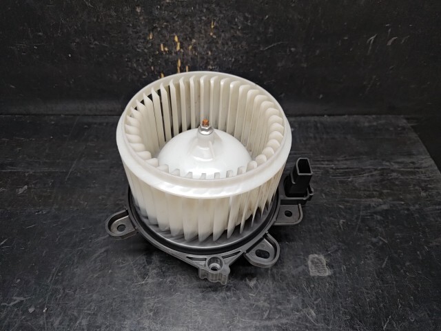 エブリィ EBD-DA64V エアコンファン・ヒーターモーター PC サンデン 51151-47280 027765