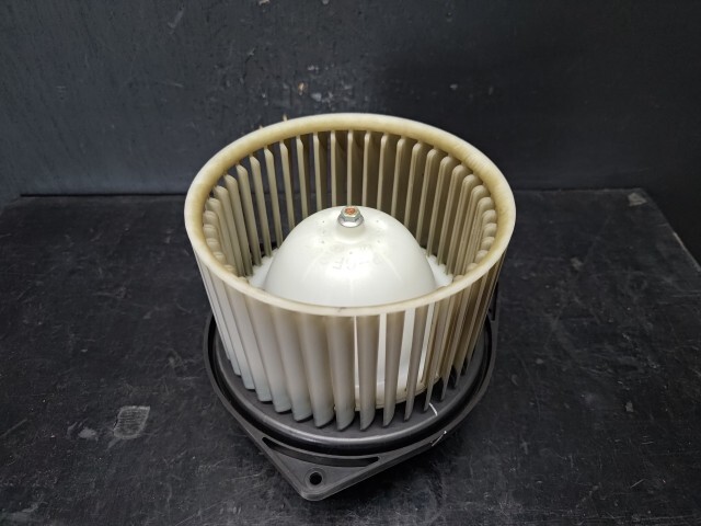 デリカＤ5 DBA-CV5W エアコンファン・ヒーターモーター G パワーパッケージ 4WD 8人 ミツビシ CSA431D226 027266