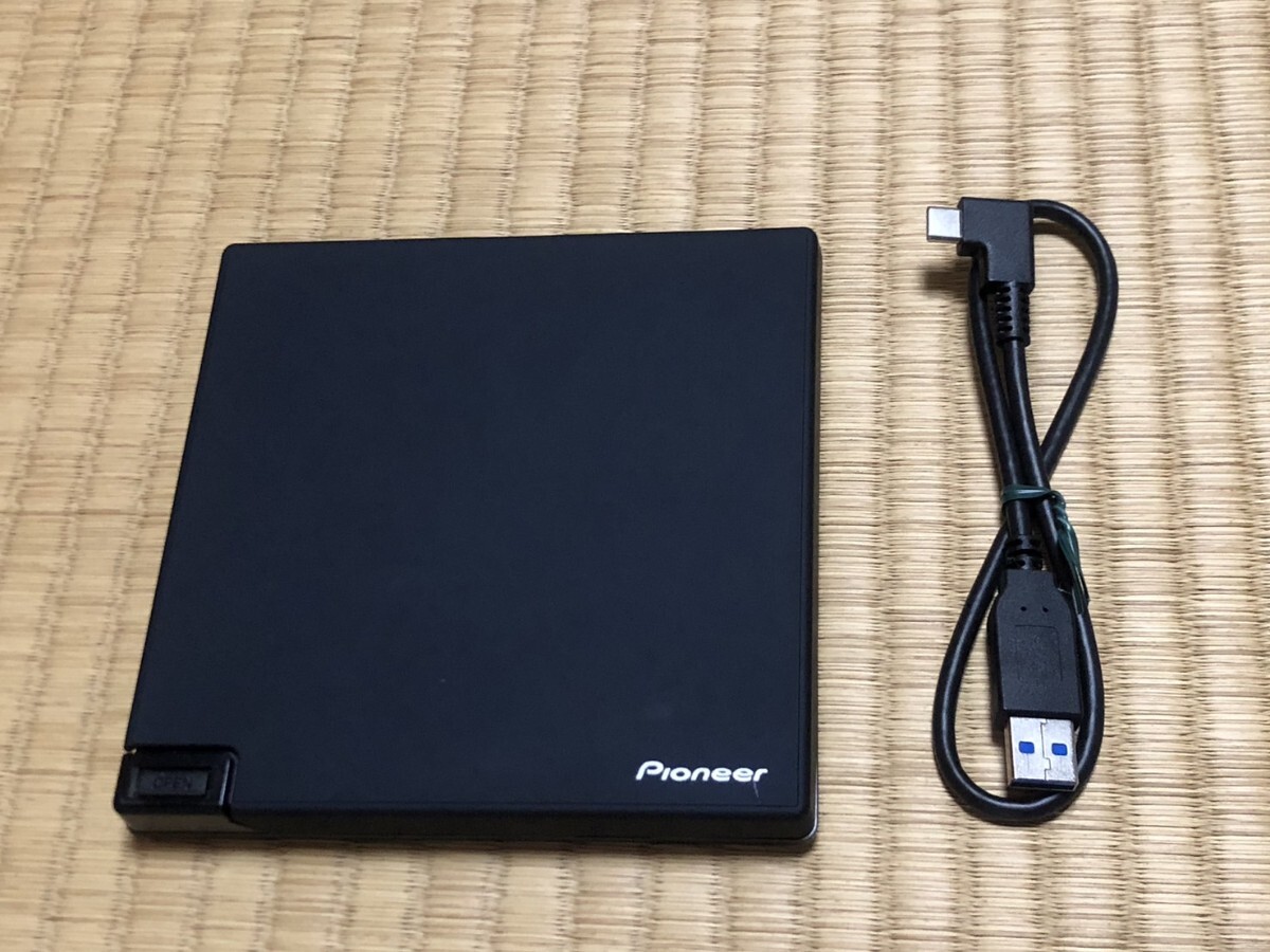 パイオニア　Pioneer　パイオニア Ultra HD Blu-ray UHDBD再生対応 クラムシェルタイプブルーレイドライブ BDR-XD08MB-S　動作確認済み