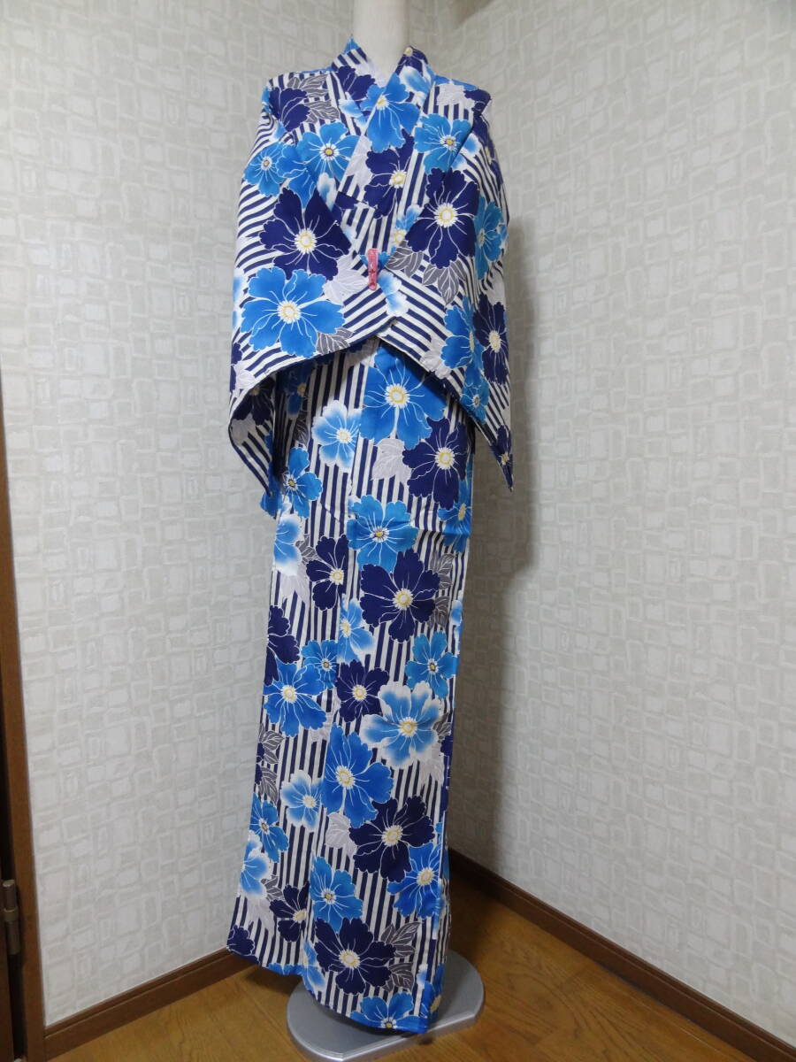 ☆ レディース　女性用　婦人用　ゆかた　浴衣　夏用着物　ブルー系　花柄　可愛い　イベント　舞台　踊り　発表会　お祭り♪う☆