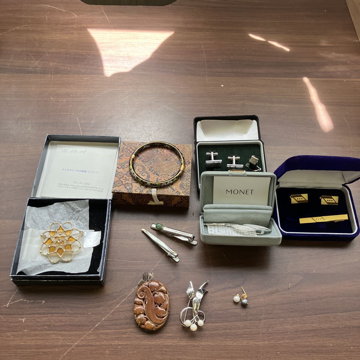アクセサリー 貴金属 まとめて K18 金 gold シルバー silver 銀 タイピン ネクタイピン カフス ブレスレット 中国 ブローチ 宝石 ③