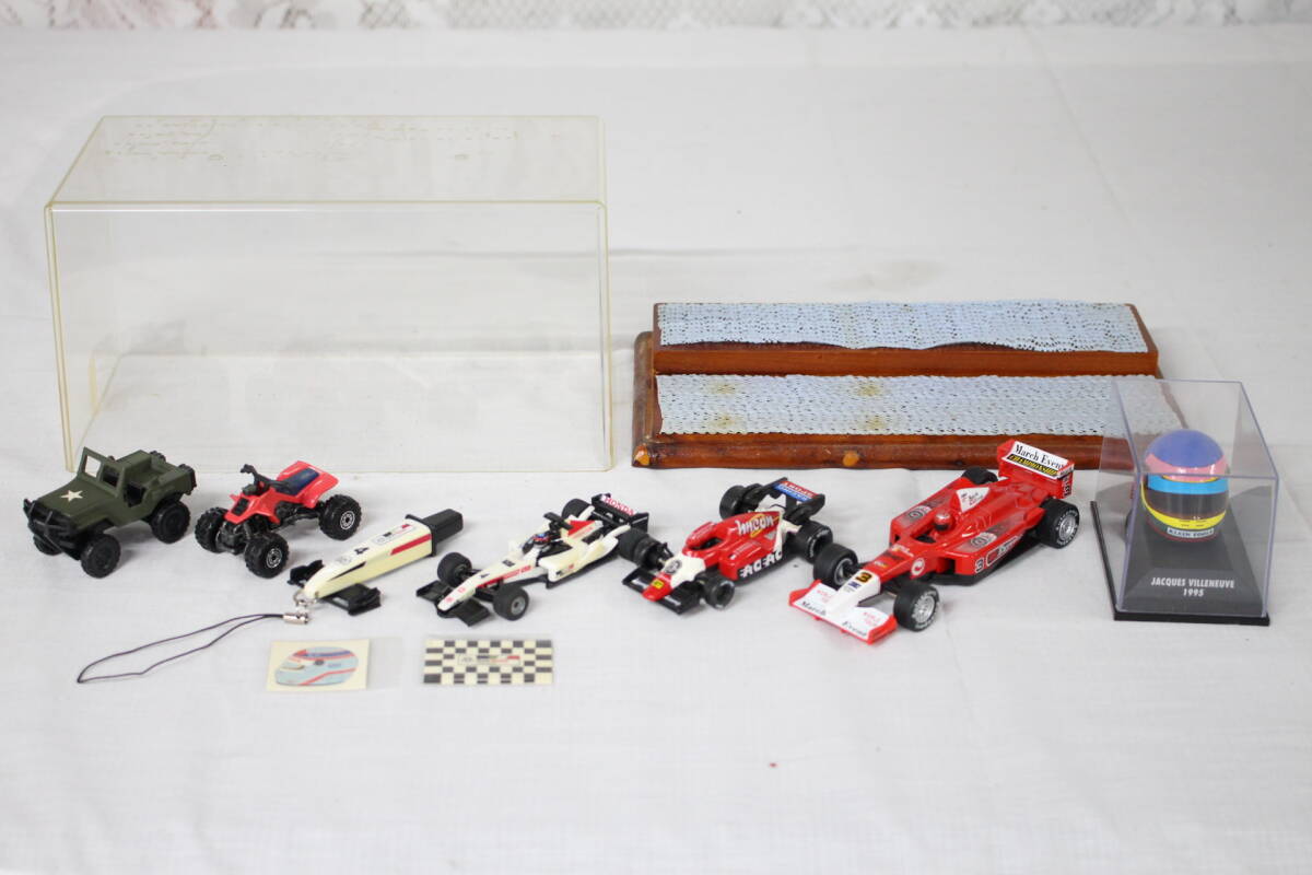 (1268) F1 模型 HONDA 佐藤琢磨 JACQUES VILLENEUVE 1995 Arai ヘルメット Hot Wheels Maisto Ford GP フォーミュラ1 詳細不明 中古現状品