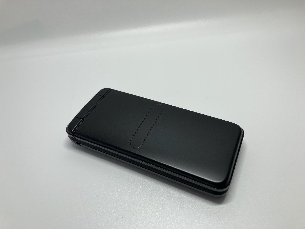 Simロック解除済み】au　GRATINA KYF42 　ブラック　4G LTE 【純正充電器付】