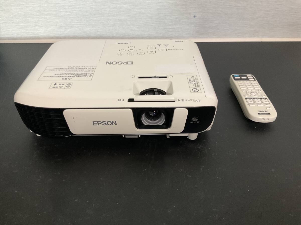 EPSON EB-W41プロジェクター 1台 　6-17-A