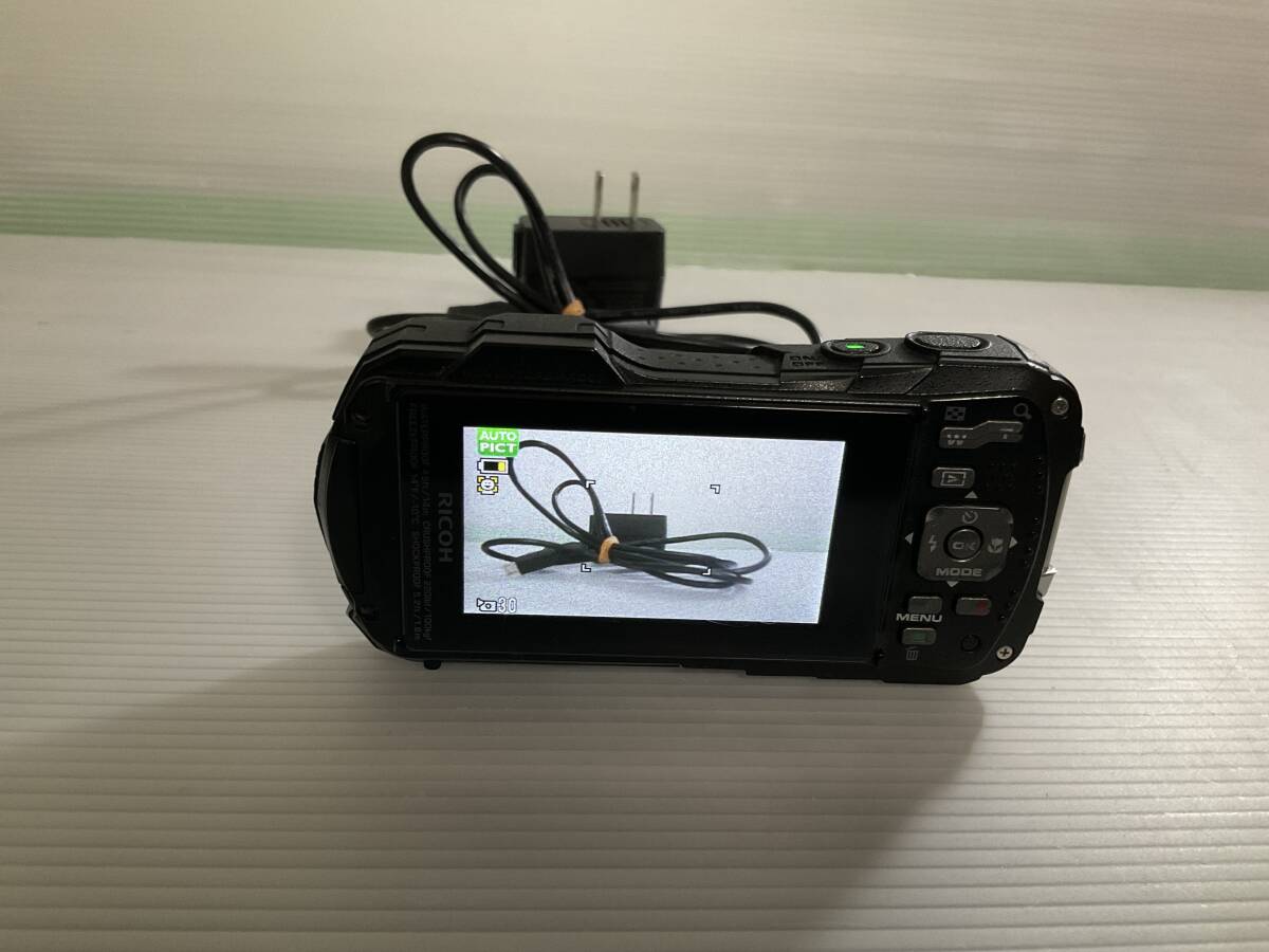 美品　防水デジタルカメラ RICOH リコー WG-50ブラック 6-23-②