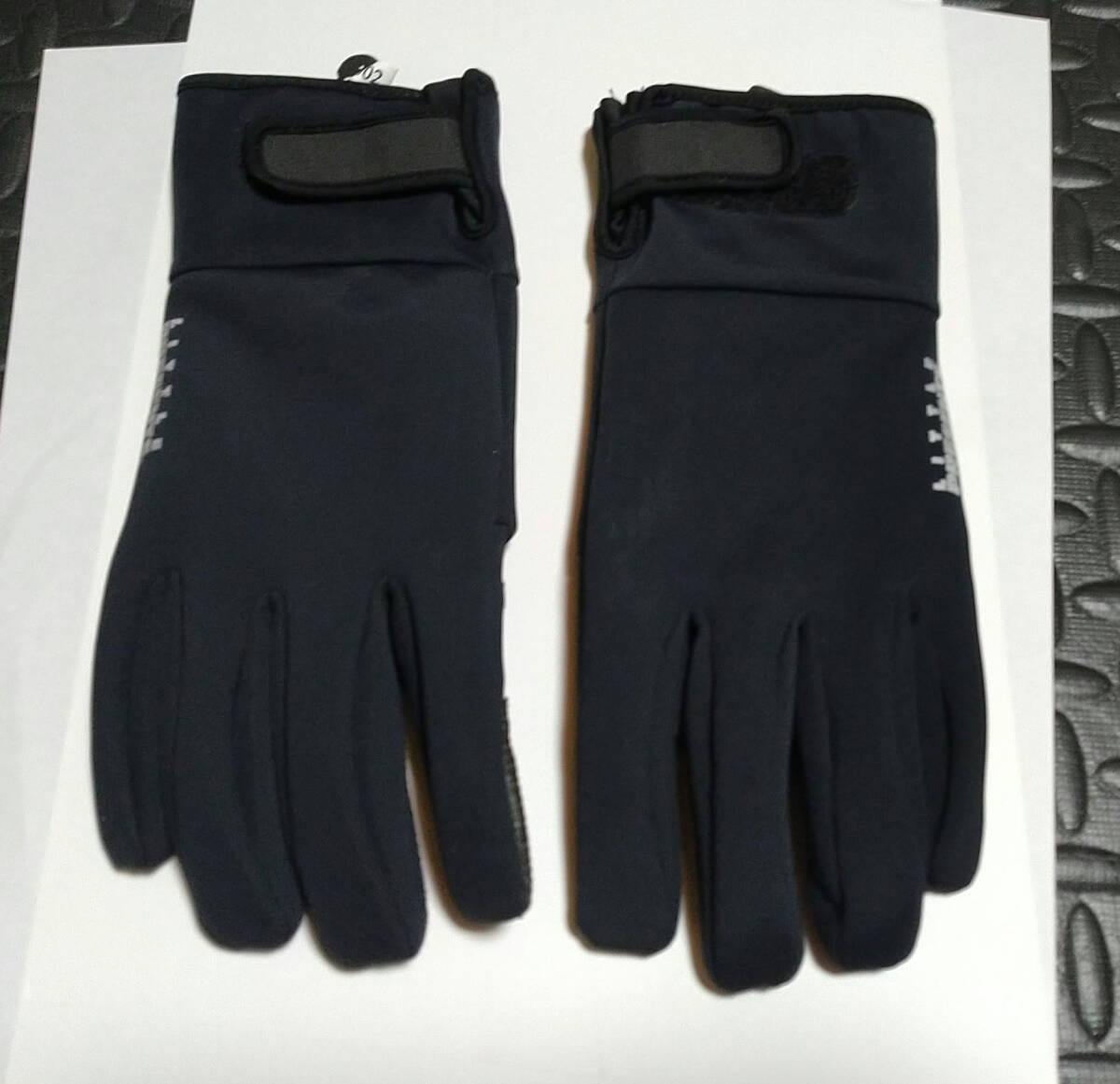 フィッシンググローブ　XL 防水、裏起毛、リトルプレゼンツ??