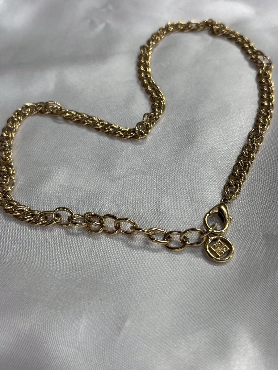 【GIVENCHY】4Gロゴ チェーンブレスレット ゴールドカラー レディース アクセサリー　MN229