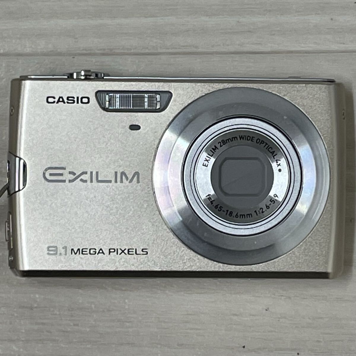 【B445-6】CASIO カシオ コンパクト デジタルカメラ EXILIM 9.1 MEGA PIXELS EX-Z250 シルバー 通電・動作未確認 現状品渡し