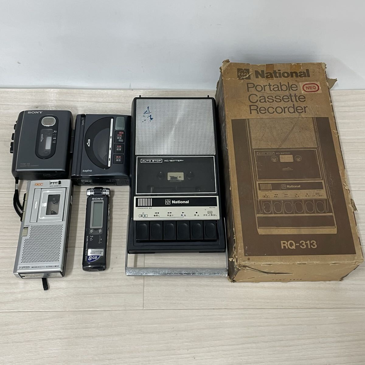 【B458-6】【一部のみ通電確認済み】カセットプレーヤー レコーダー まとめ売り National RQ 313 SONY TCM SANYO MR 81 など ジャンク