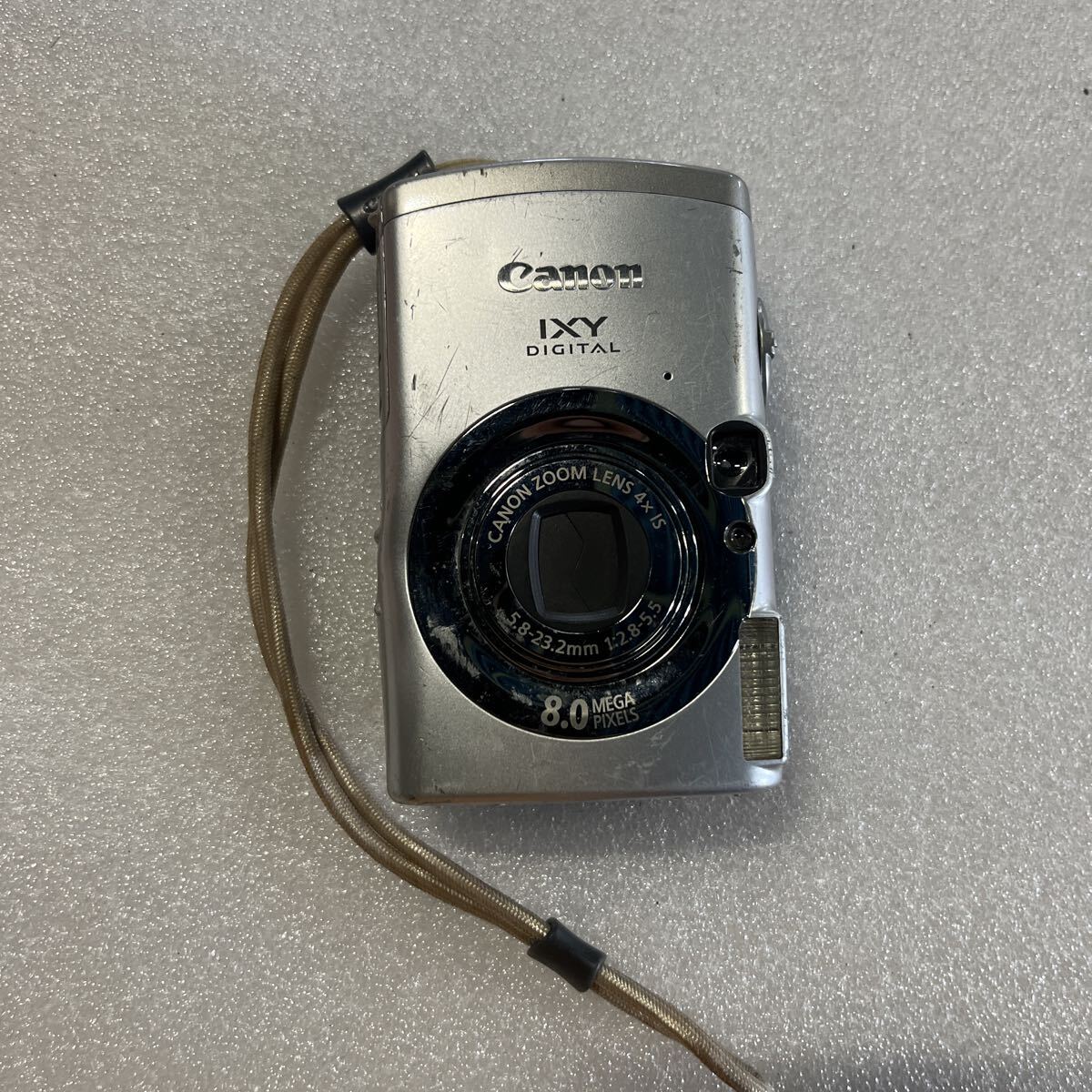 Canon コンパクトデジタルカメラ IXY 810 IS
