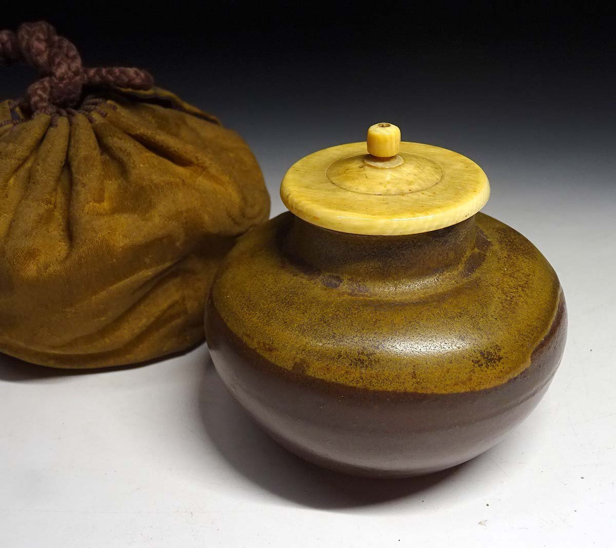 緑屋s■ 中国古玩　唐物 茶入　仕覆　唐物 時代物　i9/6-6156/30-6#60