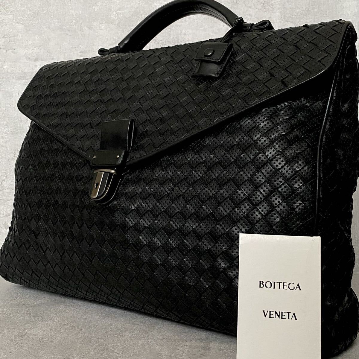 極美品●A4収納●BOTTEGA VENETA ボッテガヴェネタ イントレチャート ビジネスバッグ ブリーフケース レザー 本革 メンズ 書類 通勤 黒
