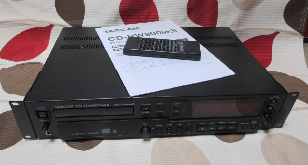 CDレコーダー TASCAM CD-RW900 MKII CD Rewritable Recorder 美品