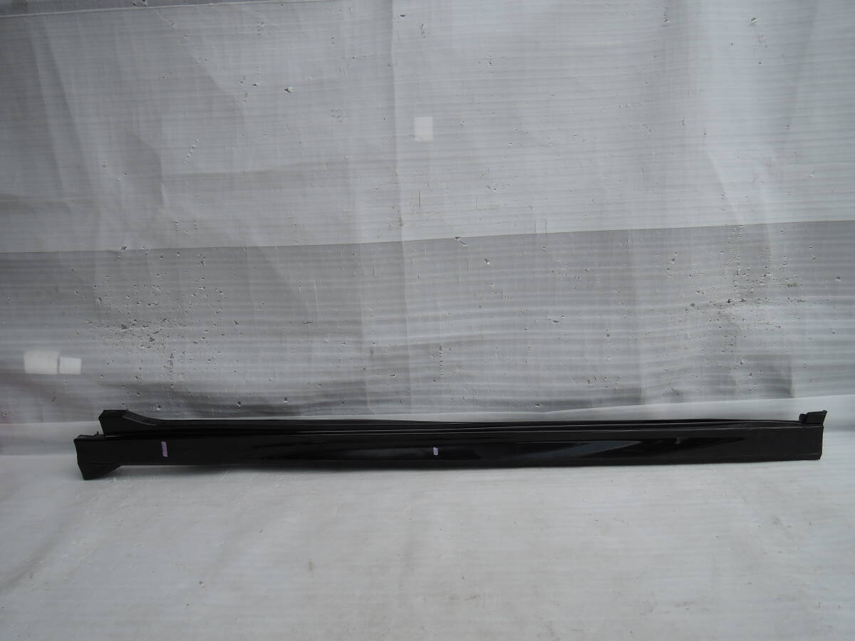 RP3/RP4 RP5 ステップワゴン スパーダ 純正 サイドステップ 左 71850-TAA-N0 黒系