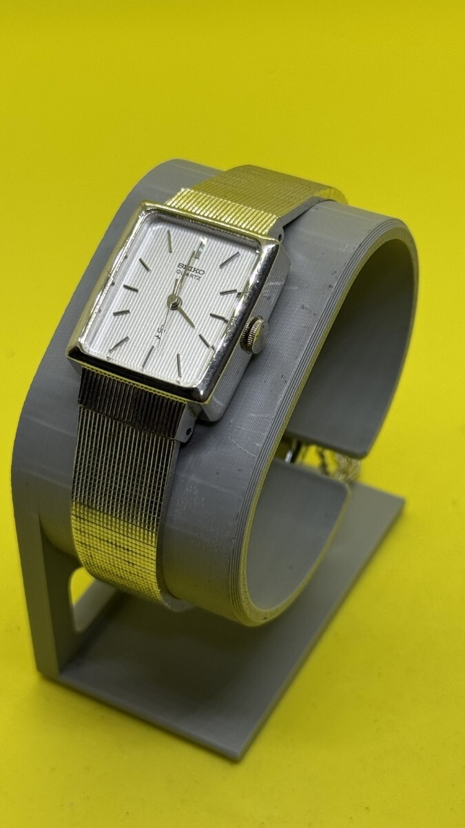 X-9 SEIKO ヴィンテージ 腕時計 アンティーク クォーツ レディース セイコー